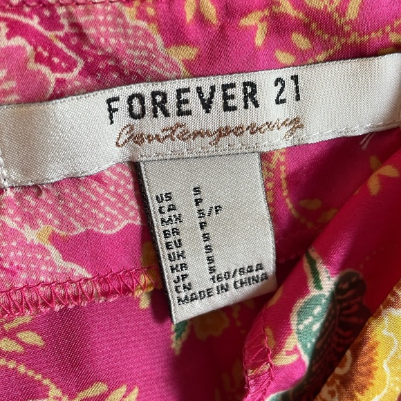 Forever 21 floral off the shoulder top - Picture 4 of 5